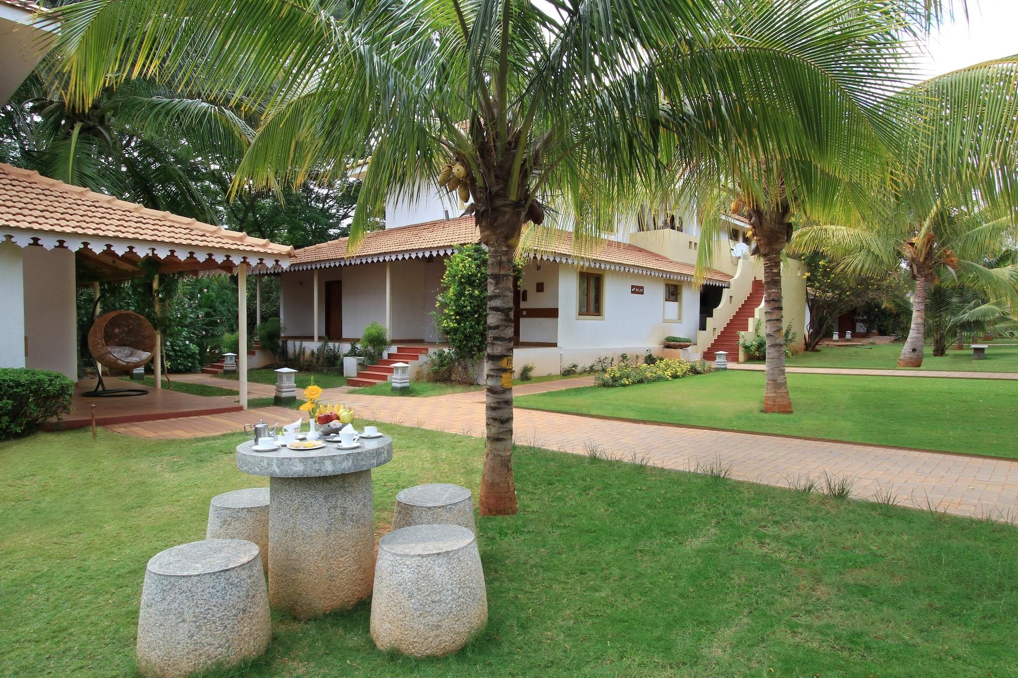 Silent Shores Resort & Spa Mysore Bagian luar foto