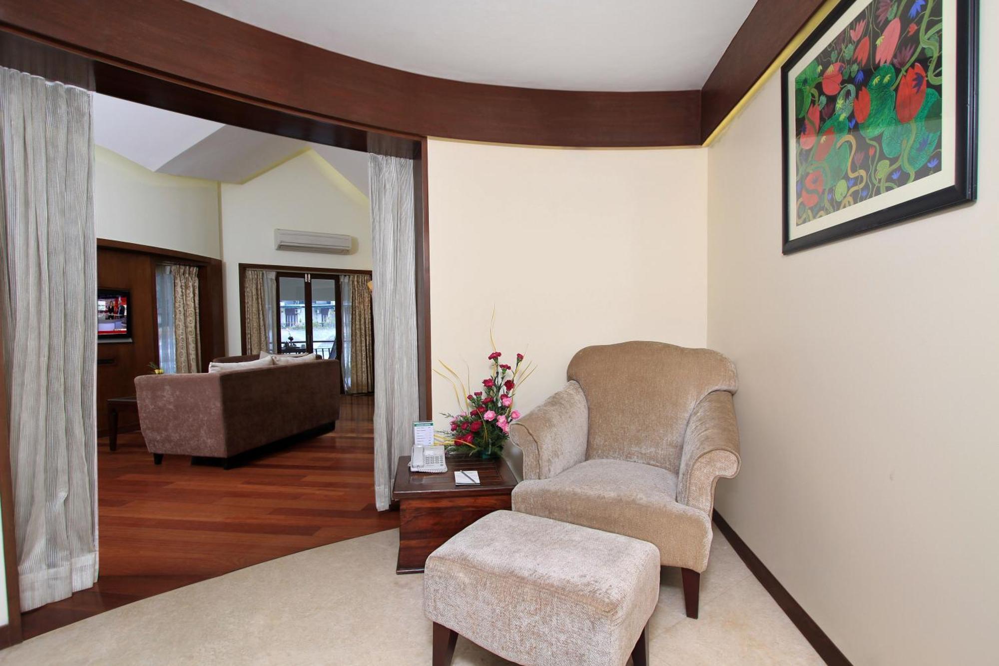 Silent Shores Resort & Spa Mysore Ruang foto