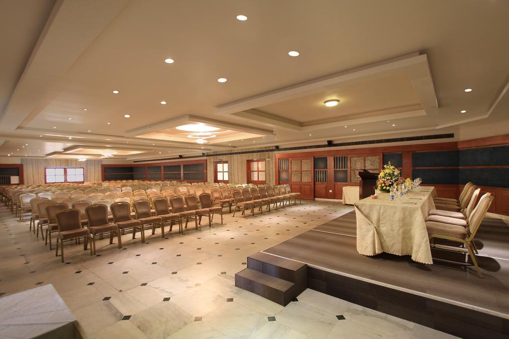 Silent Shores Resort & Spa Mysore Bagian luar foto